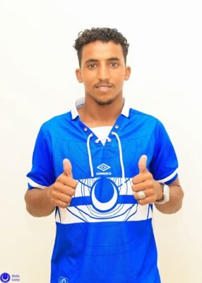 النجم إسماعيل حسن : اللعب للهلال كان حلماً وأصبح واقعاً