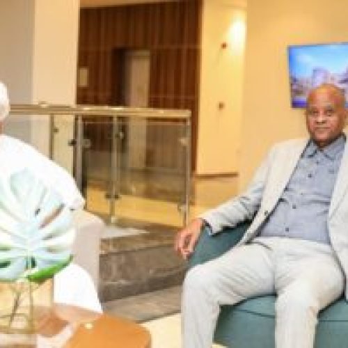 موفد الهلال يتسلم الجوازات ويصل كيجالي والبعثة تغادر بالرواندية غداً